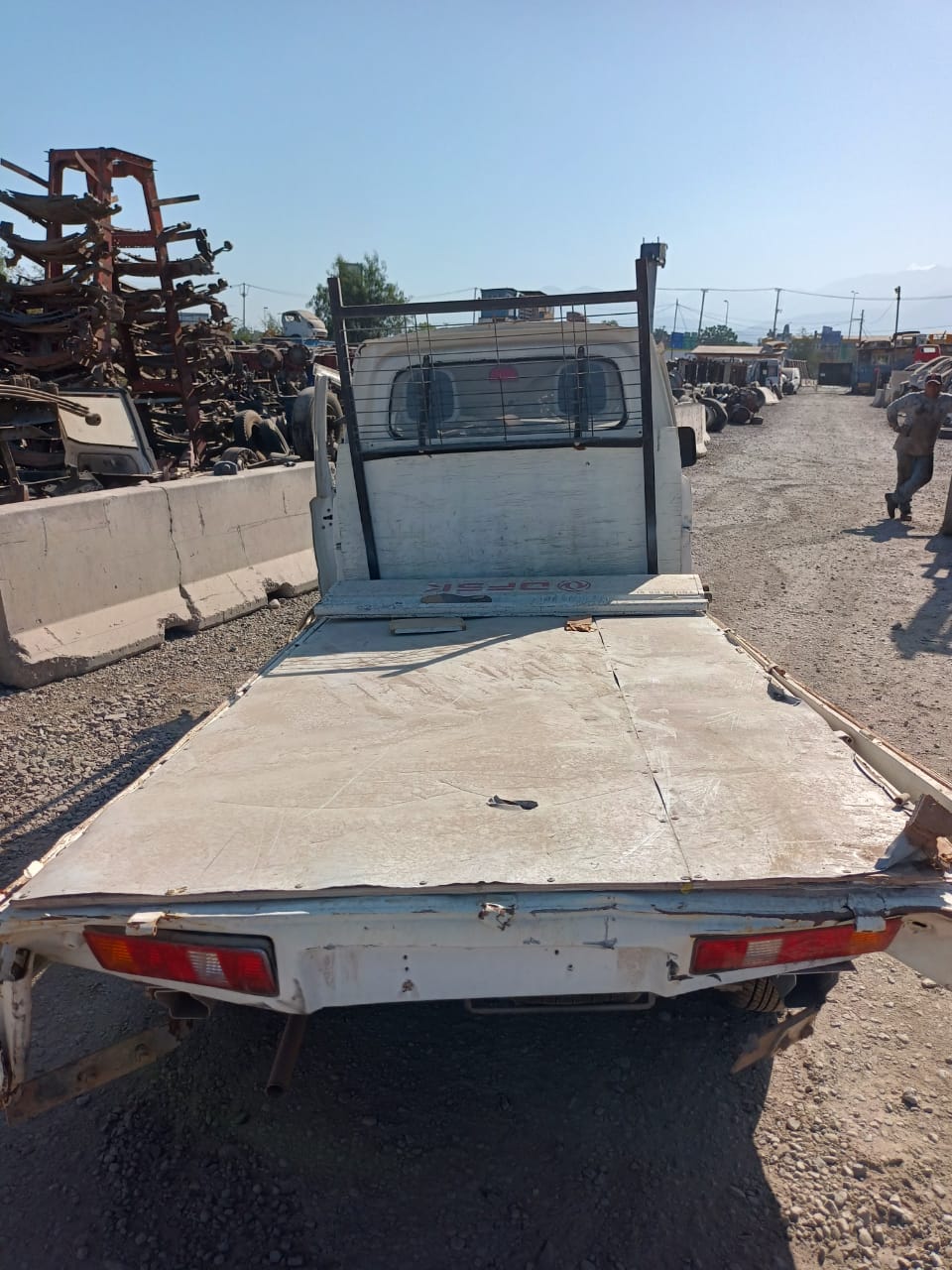 VIDRIO DFSK TRUCK 2013  USADO  EN DESARME